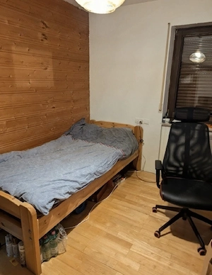 Modernes WG-Zimmer in 3er-Zweck-WG in bester Lage von Bregenz Bild 2