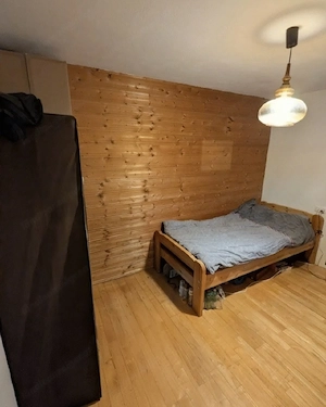 Modernes WG-Zimmer in 3er-Zweck-WG in bester Lage von Bregenz