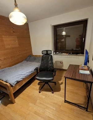 Modernes WG-Zimmer in 3er-Zweck-WG in bester Lage von Bregenz Bild 4