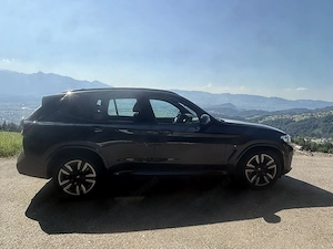 Bmw ix3 M paket Bild 5