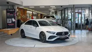 Mercedes-Benz A 180 Bild 3