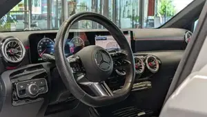 Mercedes-Benz A 180 Bild 11