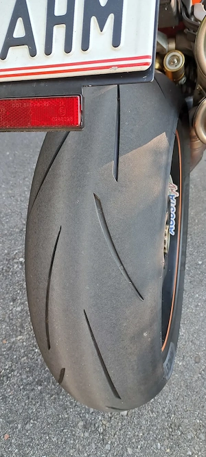 MV Agusta 910S Bild 4