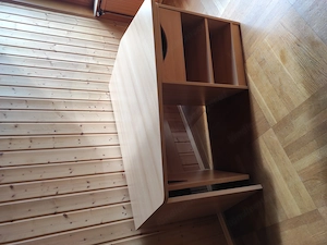Schreibtisch, Bürostuhl