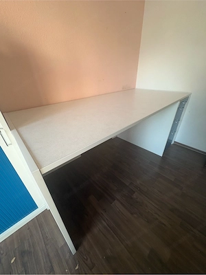 Büromöbel gratis guter zustand Bild 3