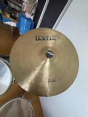 Komplettes Schlagzeug Set von Basix inkl. Becken & Hocker Bild 3