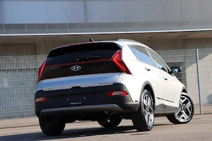 Hyundai Bayon 1.0 T-GDI Trend Line DCT Aut. *VIRTUAL COCKPIT *Connectivity *Garantie  *LED *Bose Bild 6