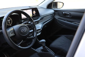 Hyundai Bayon 1.0 T-GDI Trend Line DCT Aut. *VIRTUAL COCKPIT *Connectivity *Garantie  *LED *Bose Bild 9
