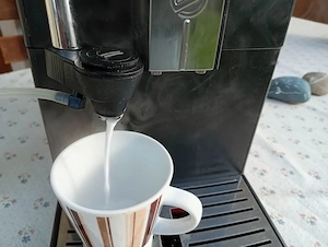 Vollautomat Saeco Minuto mit Milchaufschäumer Bild 3