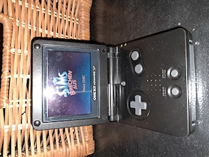 Die Sims brechen aus Nintendo Game Boy Advance Spiel GBA Modul mit Spielanleitung Bild 2