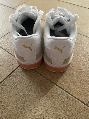 Ungetragene Puma Sneaker Größe 40.5 Bild 4
