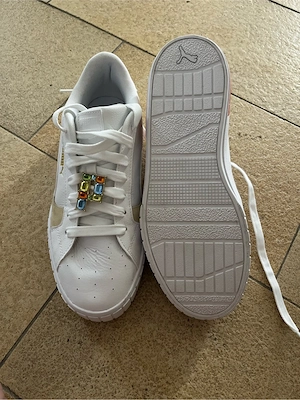 Ungetragene Puma Sneaker Größe 40.5 Bild 2