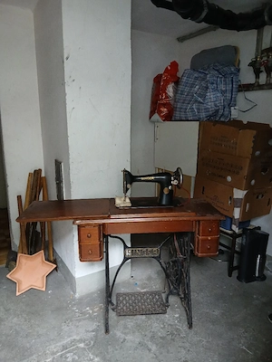SINGER Nähmaschine  Bild 2