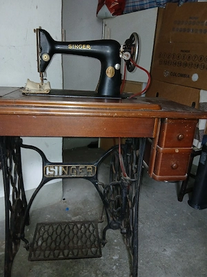 SINGER Nähmaschine  Bild 3