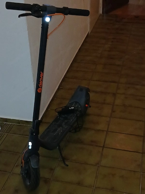 Elektro-Rooler  Scooter  Bild 5