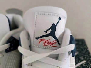Air Jordan 4 Retro neue Größe 45 Bild 2