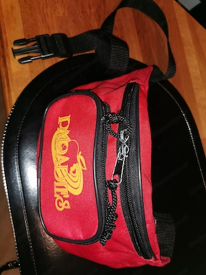 Bauchgürteltasche rot neuwertig sauber