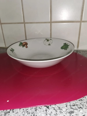 Schüssel DM 19 cm H= 5 cm Dekor Gemüse Marke Winterling Röslau Bavaria ...