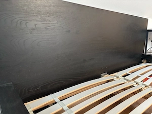 Doppelbett schwarz mit Kopfteil