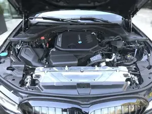 BMW 318d G20 Sport Line Bild 10