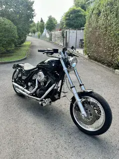 Harley-Davidson FXR Low Rider Sport Bild 3