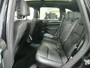 Porsche Cayenne Bild 10