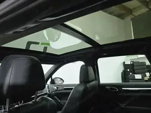 Porsche Cayenne Bild 11
