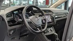 Volkswagen Touran Bild 12