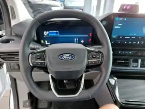 Ford Tourneo Custom Bild 15