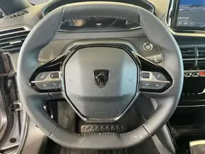 Peugeot 2008 Bild 9