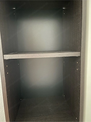 Hängeschrank Bild 3