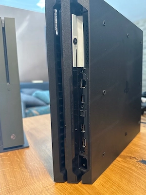 playstation 4 pro Bild 2