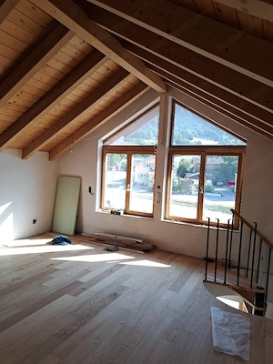 schöne 2 Zimmer  Etagenwohnung  Bild 2