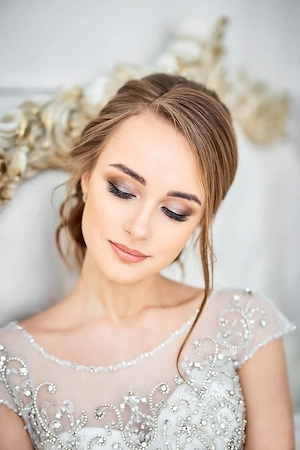 Biete Make up für festliche Anlässe u.a. Braut Make up 