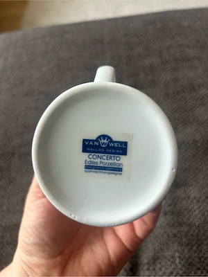 Van Well Milchkännchen aus Porzellan Bild 2