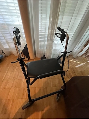 Rollator zu verschenken