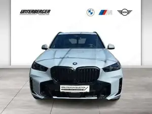 BMW X5 xDrive50e M Sportpaket Pro // elektr. Anhängerkupplung // Panorama Glasdach Bild 2