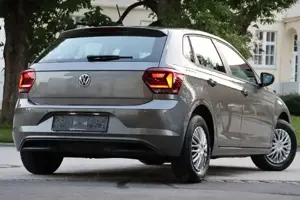 VW Polo 1.0 *App connect  *PDC *Tempomat *Multifunktion *sofort verfügbar !  Bild 7