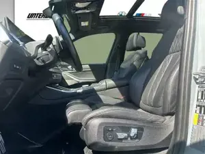 BMW X5 xDrive50e M Sportpaket Pro // elektr. Anhängerkupplung // Panorama Glasdach Bild 10