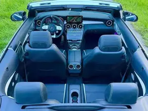 Mercedes-Benz C 63 AMG Bild 12