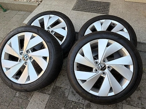 Reifen mit Alufelgen Vw Bild 3