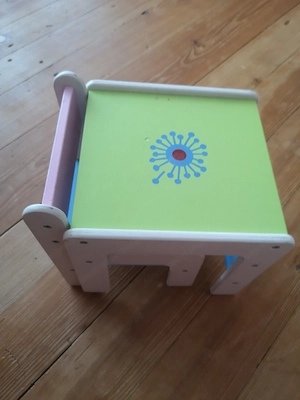 Puppentisch aus Holz
