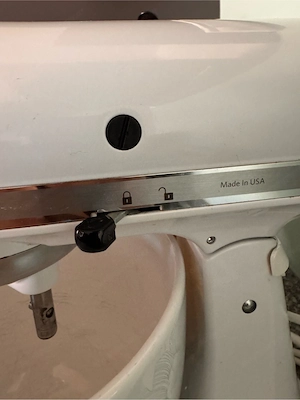 KitchenAid Artisan Küchenmaschine 4,8 l + Keramikschüssel + Fleischwolf Bild 2