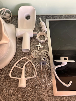 KitchenAid Artisan Küchenmaschine 4,8 l + Keramikschüssel + Fleischwolf Bild 4