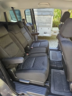 Mazda Mazda5 CD110 TX Kombi   Family Van Bild 9