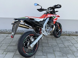 Aprilia SX 50 Factory 50 - Euro 4 - 1. Besitz - Final Edition - Bj. 12   2020 - nur 9.987 km Bild 9