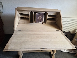 Verkaufe alten Sekretär  Bild 2