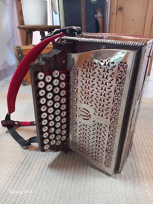 Steirische Harmonika  G C F B Bild 5