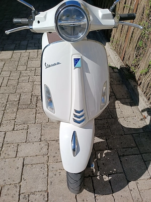 Vespa Primavera 50ccm Bild 4