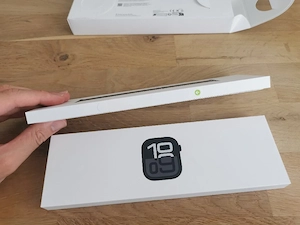 Apple Watch Series 10 (Cellular, GPS) 42mm Aluminium diamantschwarz mit Sport Loop Tinte Bild 4